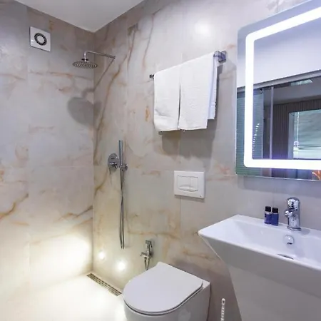 Deluxe At The Bubbles Jacuzzi ホテル 3*